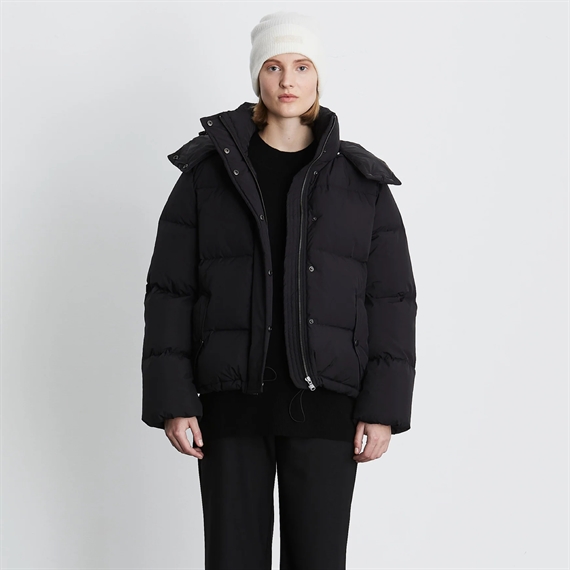 Heartmade Runi Jakke, Sort